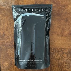 TEMTUair Airbrush makeup system. The Airbrush Beauty Innovation.